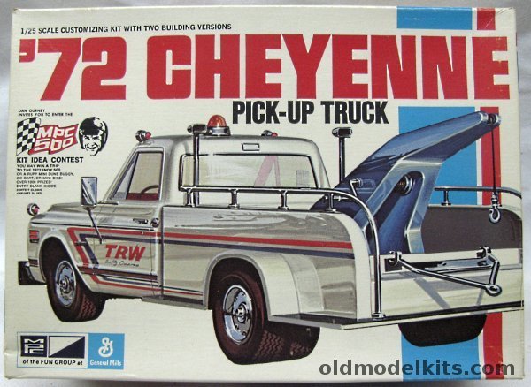 MPC 1/25 1972 Chevrolet Cheyenne Wrecker, 1-7208-250 plastic model kit